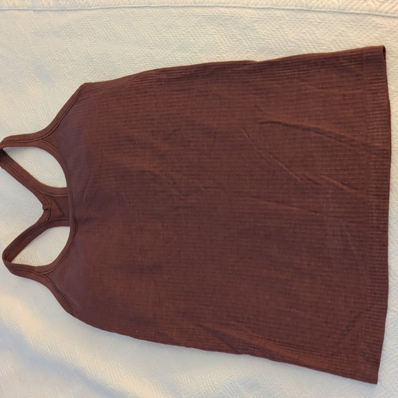Lululemon Ebb To Street Tank. Smokey Red Color. Size 6. - Picture 1 of 3
